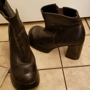 Steve Madden boots